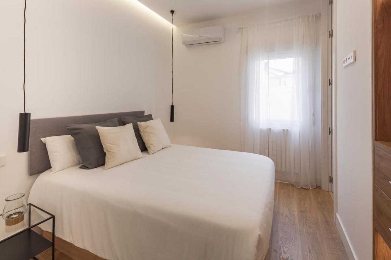 Plaza Espana III Calle Leganitos 2Br 2Bh マドリード エクステリア 写真