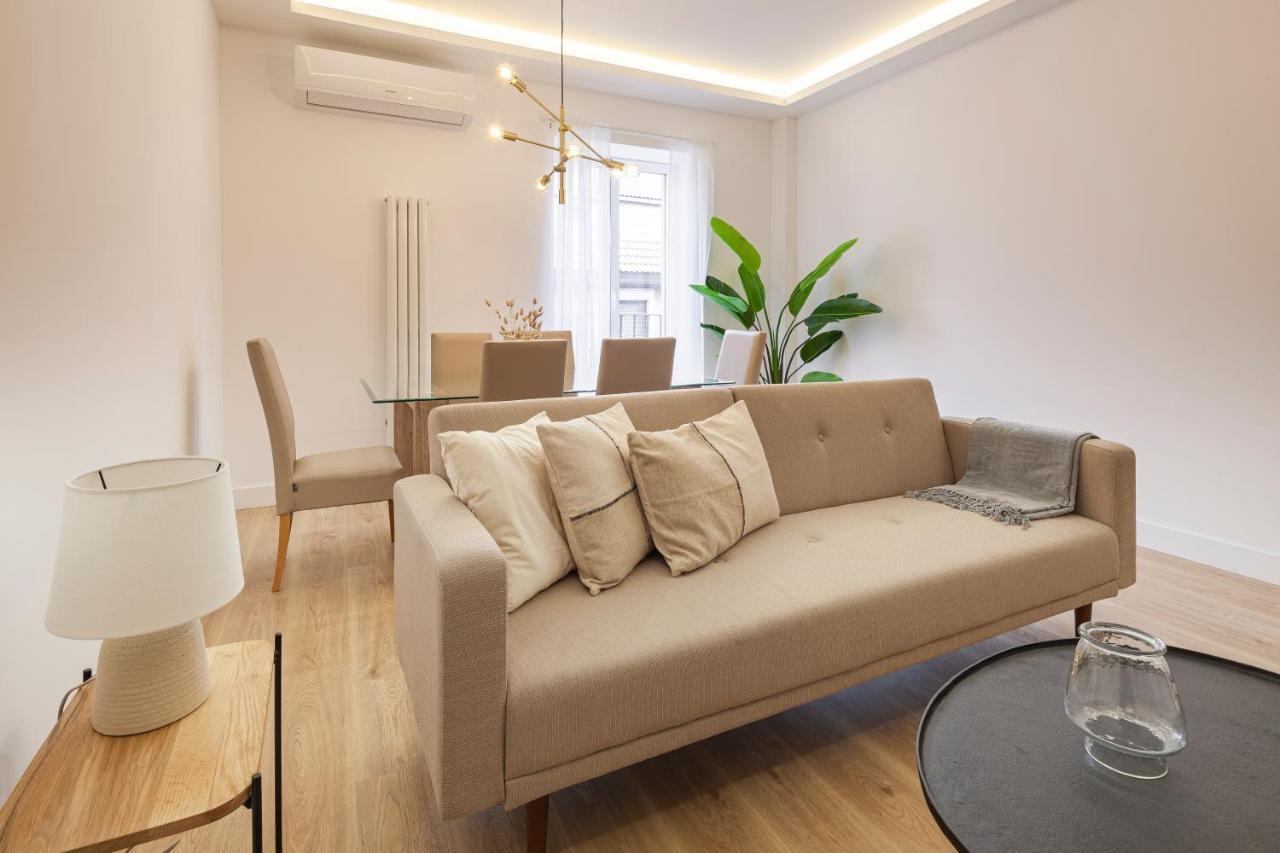 Plaza Espana III Calle Leganitos 2Br 2Bh マドリード エクステリア 写真